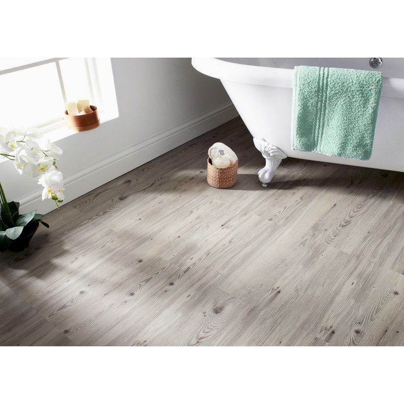 Self-Adhesive Floor Tiles with Wooden Effect